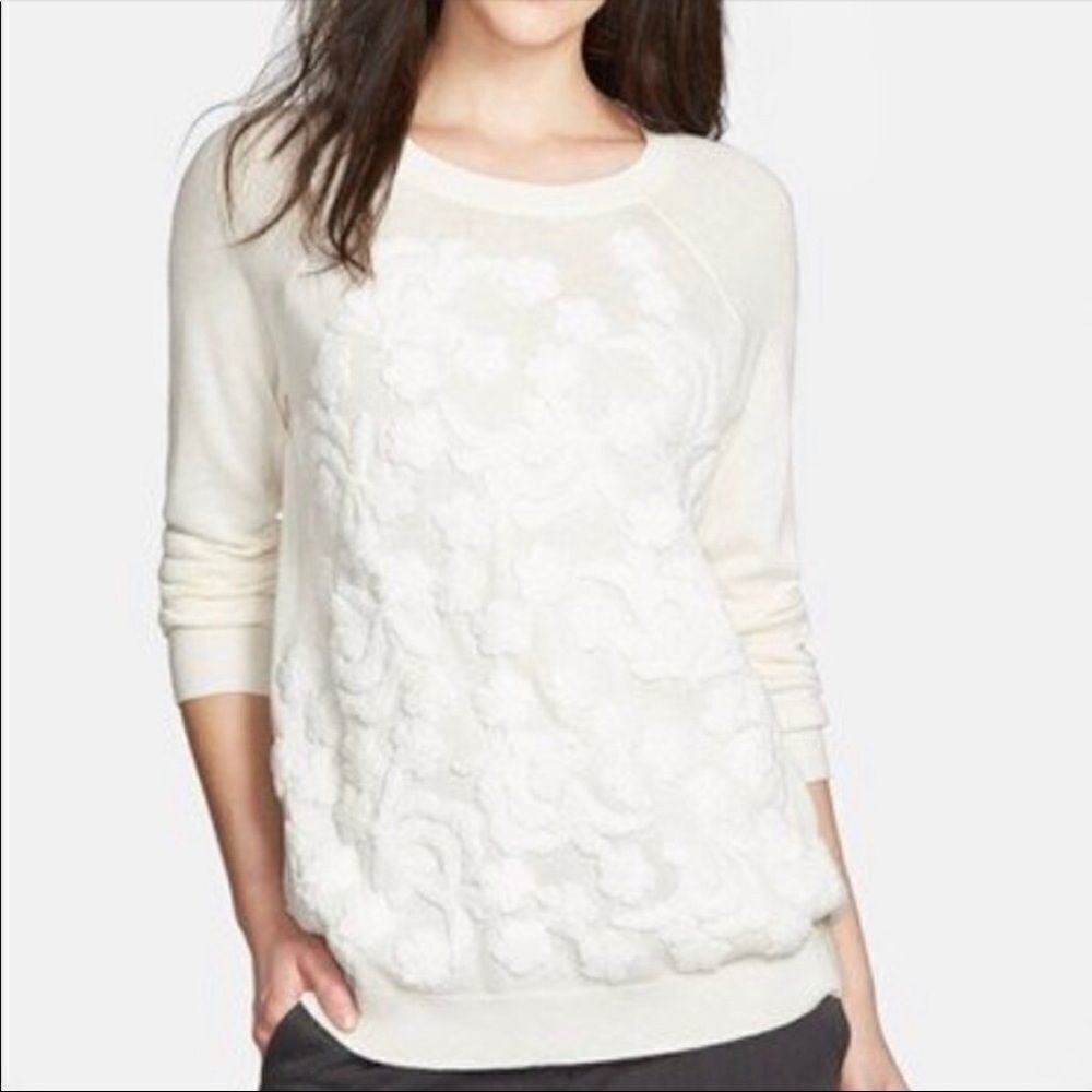 Chelsea28 White Floral Embroidered Crewneck Sweater Small
